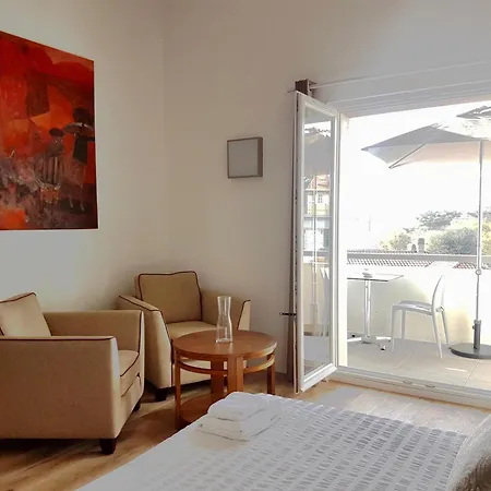 La Maison De La Côte * Biarritz