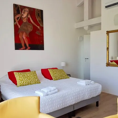 La Maison De La Cote Nocleg ze śniadaniem *