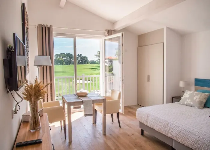 فندق مبيت وإفطار La Maison De La Cote *