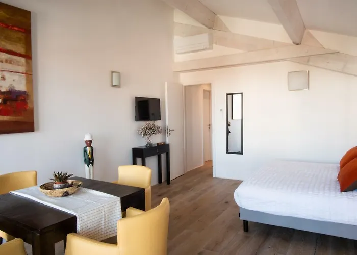 La Maison De La Cote * بياريتز