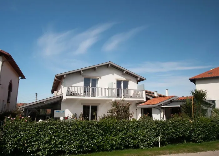 La Maison De La Cote فندق مبيت وإفطار